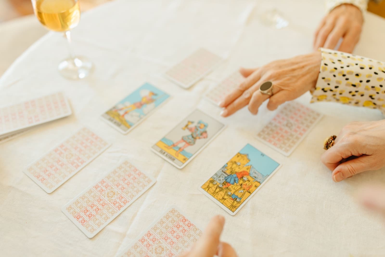 Is Yes or No Tarot Accurate? A Better Way to Get Clear Answers